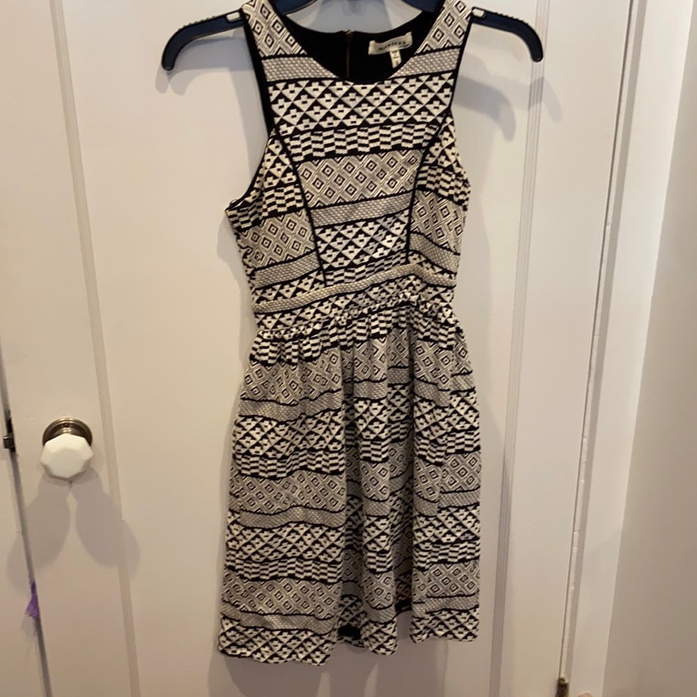 Monteaux’s Black and white geometric pattern dress